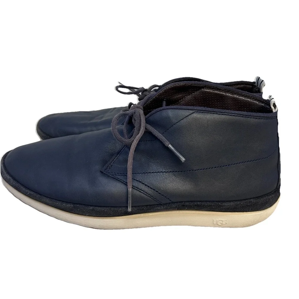 UGG Cali Chukka Sneaker Shoe Men's 10.5 1092175 Navy‎ Blue